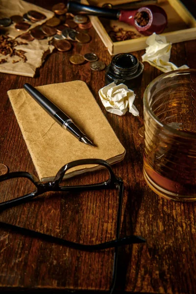 Письменный Стол Ручкой Чернилами — стоковое фото