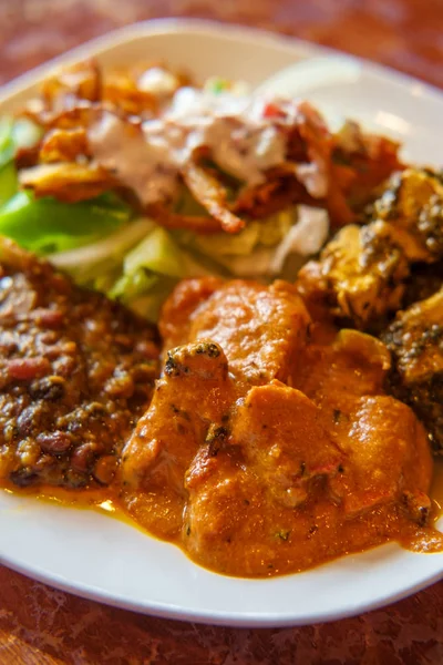 Auténtica Cocina India Plato Buffet Con Tikka Masala Birista Cebollas — Foto de Stock