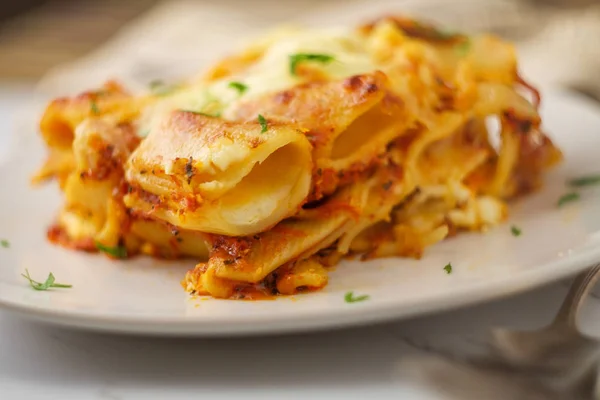 Italian American Cuisine Baked Ziti Lasagna Mozzarella Cheese — Stock Photo, Image