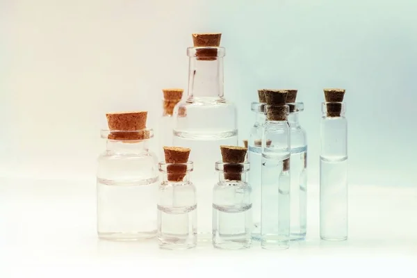 Närbild Glas Mätning Bägare För Vetenskap Experiment Bakgrund — Stockfoto
