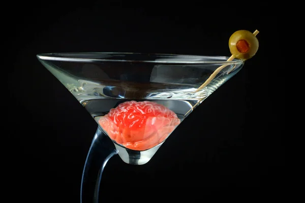 Cérebro Humano Vidro Martini Imerso Licor Para Alcoolismo Conceito Dependência — Fotografia de Stock