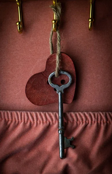 Sleutel Tot Mijn Hart Concept Met Antieke Skeleton Key Rustieke — Stockfoto