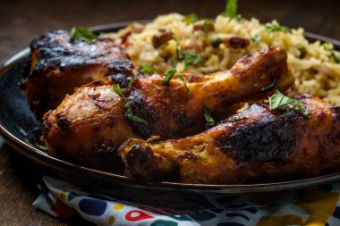 Barbekü Tavuk Jollof Pirinç