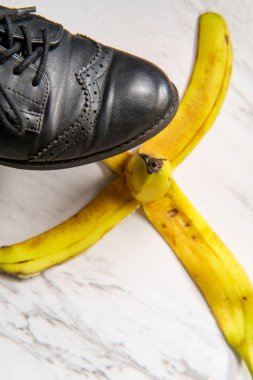 Muz Kabuğu Kadın Ayakkabı