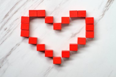 Tahta Blok Kalp Sevgisi
