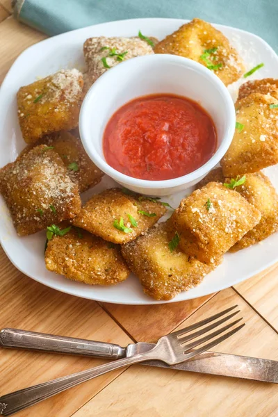 Breaded Fried Toasted Ravioli — Stock Photo, Image