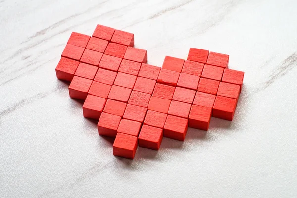 Bloque de madera corazón amor — Foto de Stock