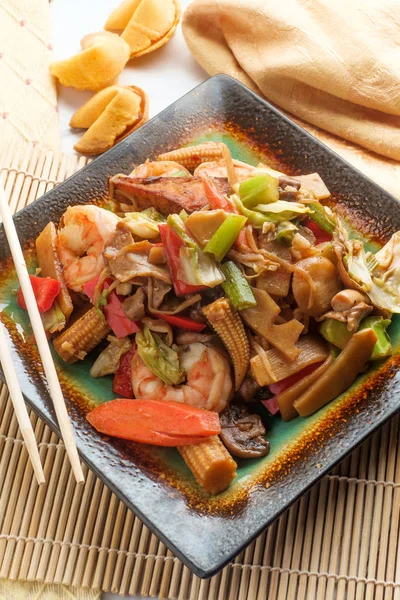 Szechuan camarão legumes chineses — Fotografia de Stock