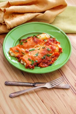 İtalyan Amerikan Manicotti Dolması
