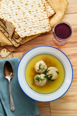 matzoh topu çorbası