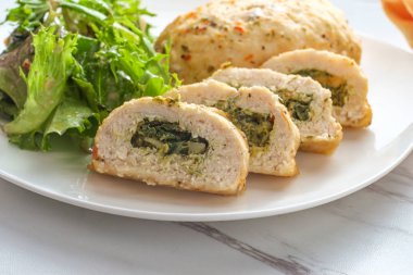 Akdeniz Dolması Tavuk Göğsü