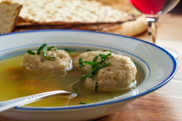 Sopa de bola matzoh — Fotografia de Stock