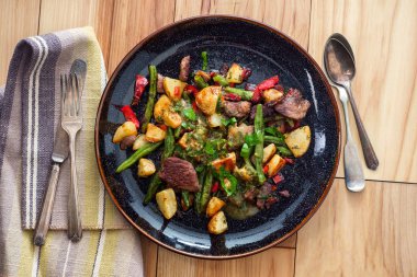 Chimichurri Biftek ve Patates