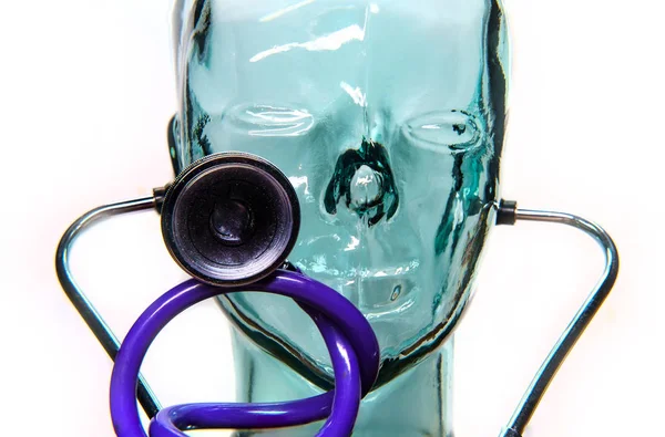 Lékařský stetoskop humanoidní lékař — Stock fotografie