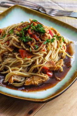 İtalyan Tavuk Margherita Makarna 