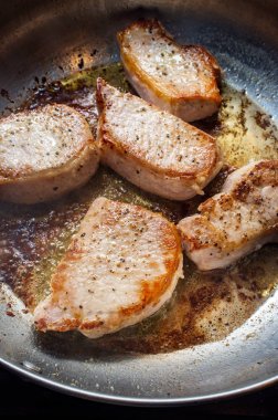 Pişirme Kızarmış Domuz Pirzola