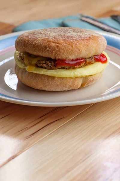 Embutido Huevo Desayuno Sandwich — Foto de Stock