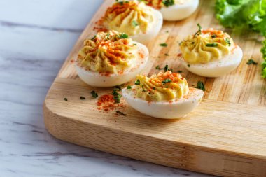 Deviled Yumurta Paprika