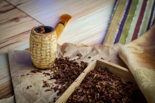 Rura kukurydziany tytoniu — Zdjęcie stockowe