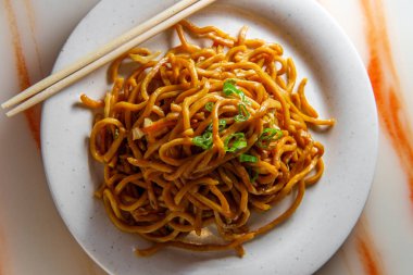 Çin Bitkisel Lo Mein