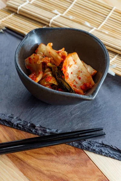 Miska kořeněná Korejská kimchi — Stock fotografie