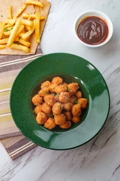 Cripsy Popcorn Chicken — Stock Photo, Image