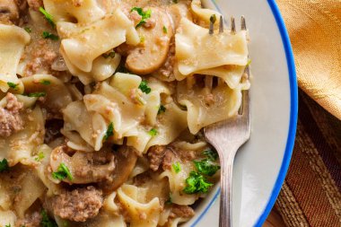 Kıyma mantar Stroganoff