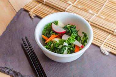 Koreli Beyaz Baek Kimchi