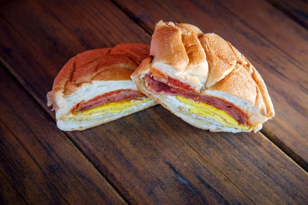 Schneiderschinken-Eierkäse — Stockfoto