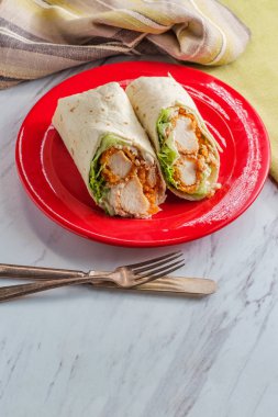 Çıtır Tavuk Sezar Wrap