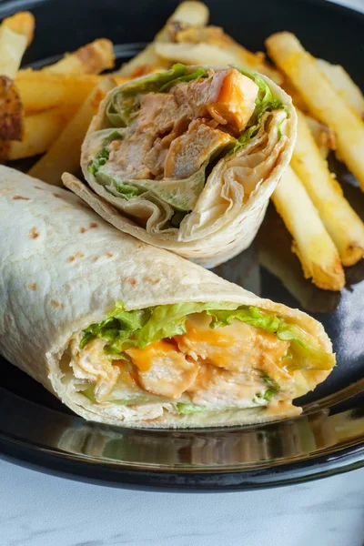 Buffalo kyckling smörgås wrap — Stockfoto