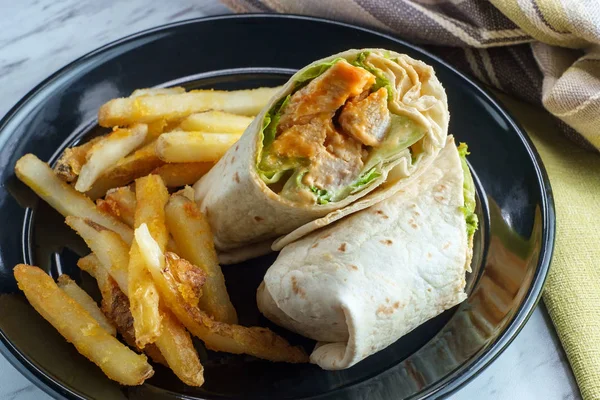 Buffalo kyckling smörgås wrap — Stockfoto