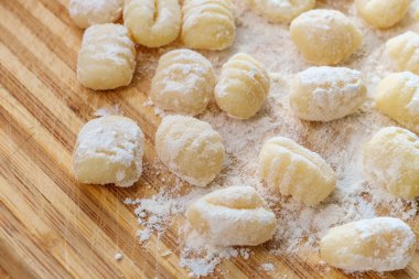 Ev Yapımı İtalyan Gnocchi yapma