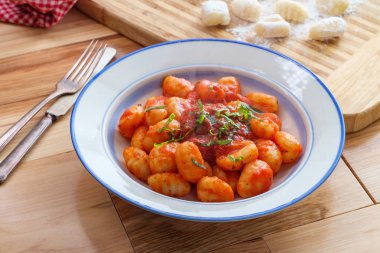 İtalyan Gnocchi Domates Sosu