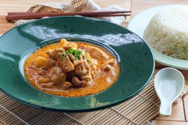 Tay Gıda Massaman Curry