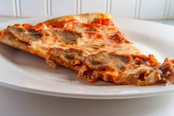 New York Meatball Slice Pizza — Stock Photo, Image