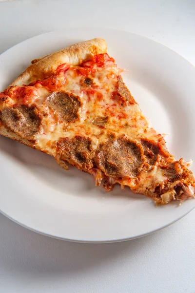 New York meatball szelet pizza — Stock Fotó