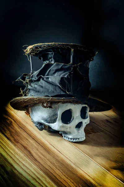 무서운 할로윈 두개골 상단 모자 — 스톡 사진
