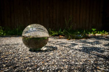 Falcılar kaldırımda sihirli cam kristal küre