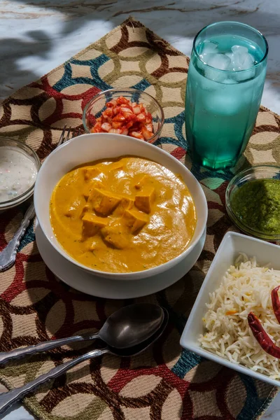 Ινδικό Paneer Makhani Χορτοφαγικό Τυρί Σάλτσα Masala Βούτυρο Ρύζι Μπασμάτι — Φωτογραφία Αρχείου