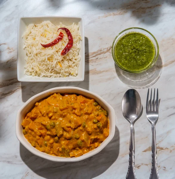 Authentic Indian Vegetable Korma Curry Dinner Green Chutney Basmati Rice — Stock Photo, Image