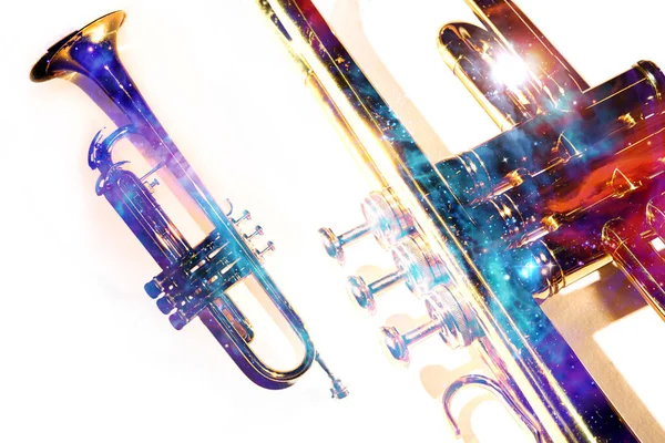 振奋人心的抽象色彩爵士小号铜管弦乐队概念 — 图库照片