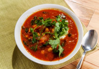 Nohut kuzu shawarma çorbası ve Yunan yoğurdu.