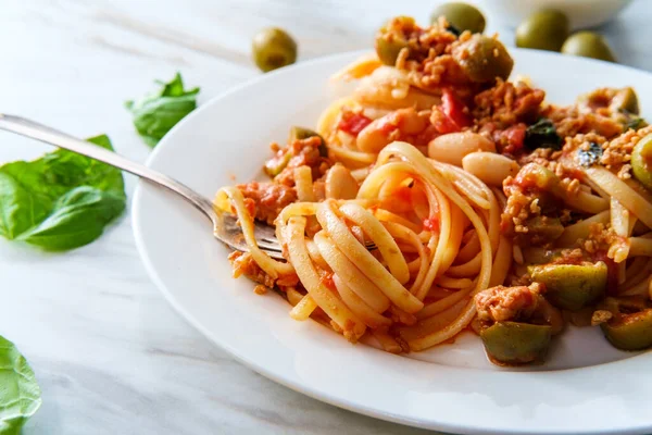 Fettuccine Sugo All Arrabbiata Pastas Italianas Con Aceituna Manzanilla Sevilla — Foto de Stock