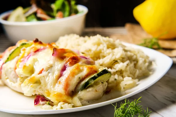 Greek Hasselback Lemon Chicken Salad Rice — Stock Photo, Image