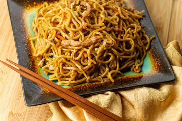 Eating Chinese Pork Mein Noodles Chopsticks — Stock Photo, Image