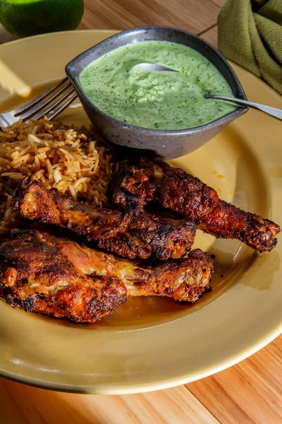 Peruvian Chicken Legs Aji Verde Green Cilantro Sauce Fried Rice — Stock Photo, Image