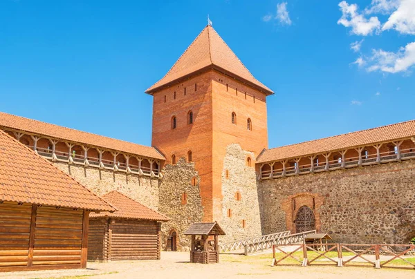 Mura Torre Antico Castello Medievale Nella Città Lida Bielorussia Lida — Foto Stock