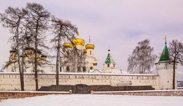 Зимний Вечер Ипатьевском Монастыре Костроме — стоковое фото