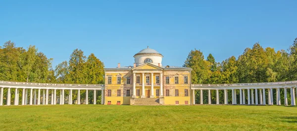 Zabytkowa Posiadłość Szlachetny Rayek Znamenskoye Twerze — Zdjęcie stockowe